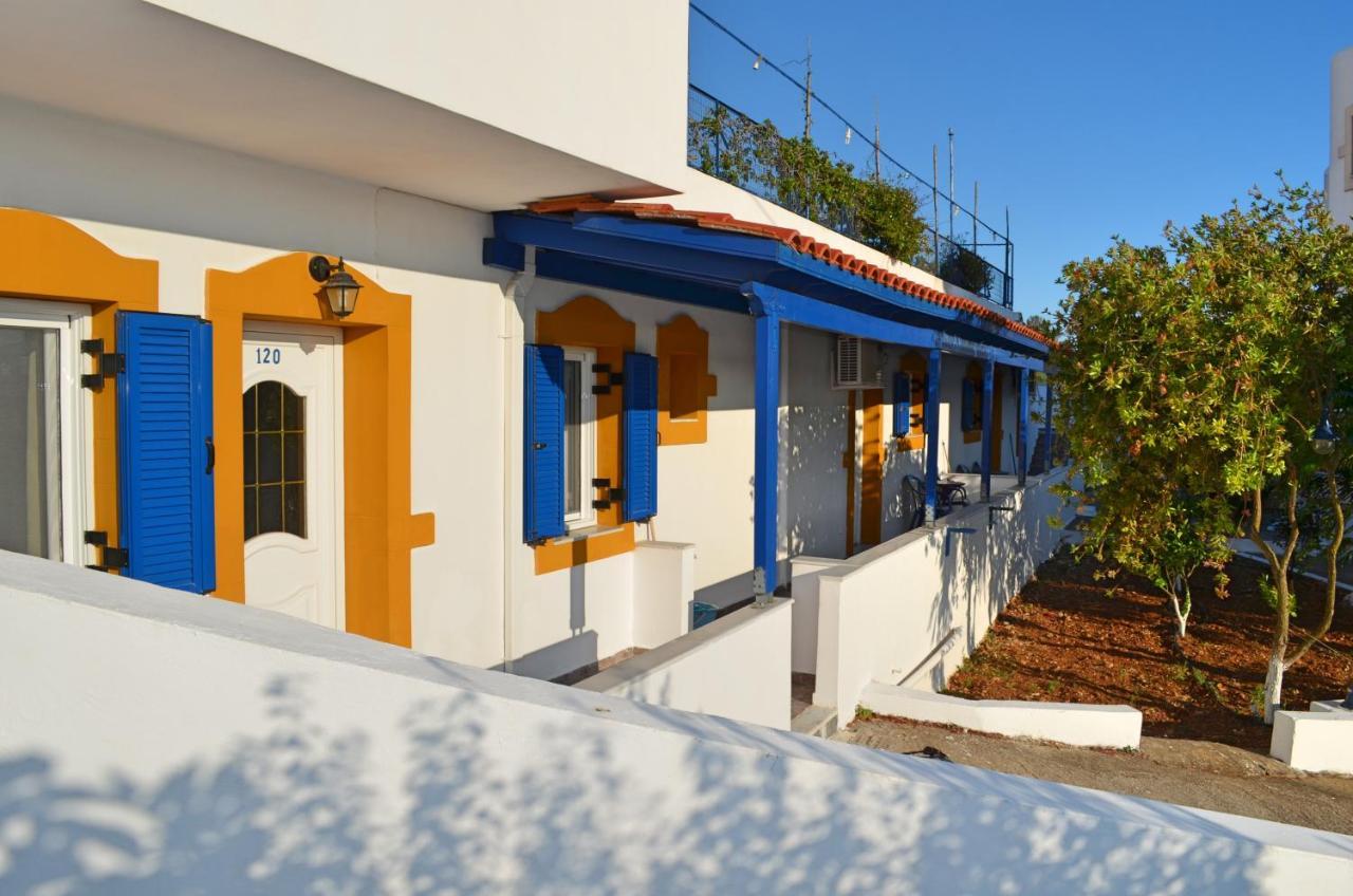 Theofilos Appartements Livadi  Dış mekan fotoğraf