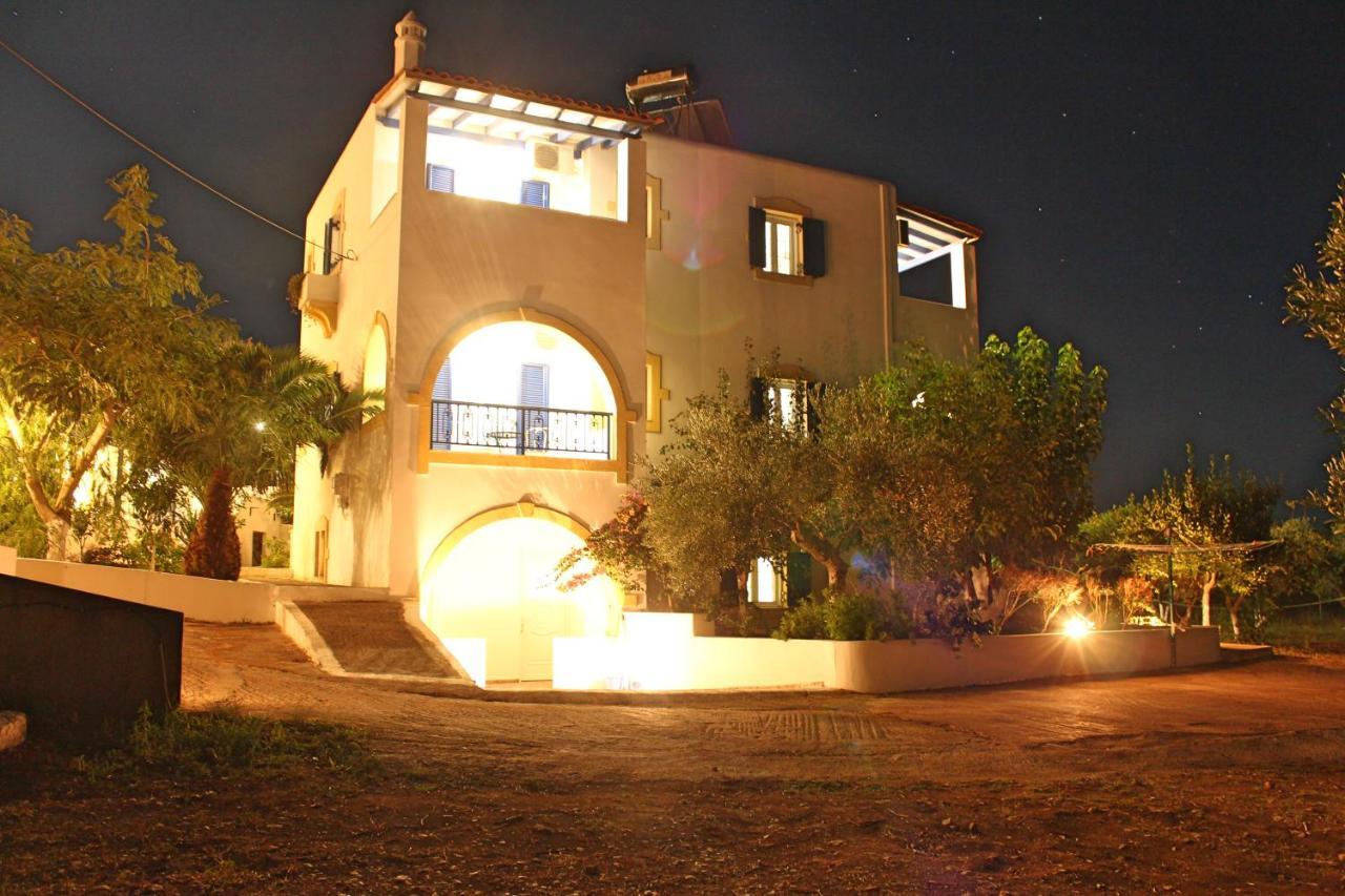 Theofilos Appartements Livadi  Dış mekan fotoğraf