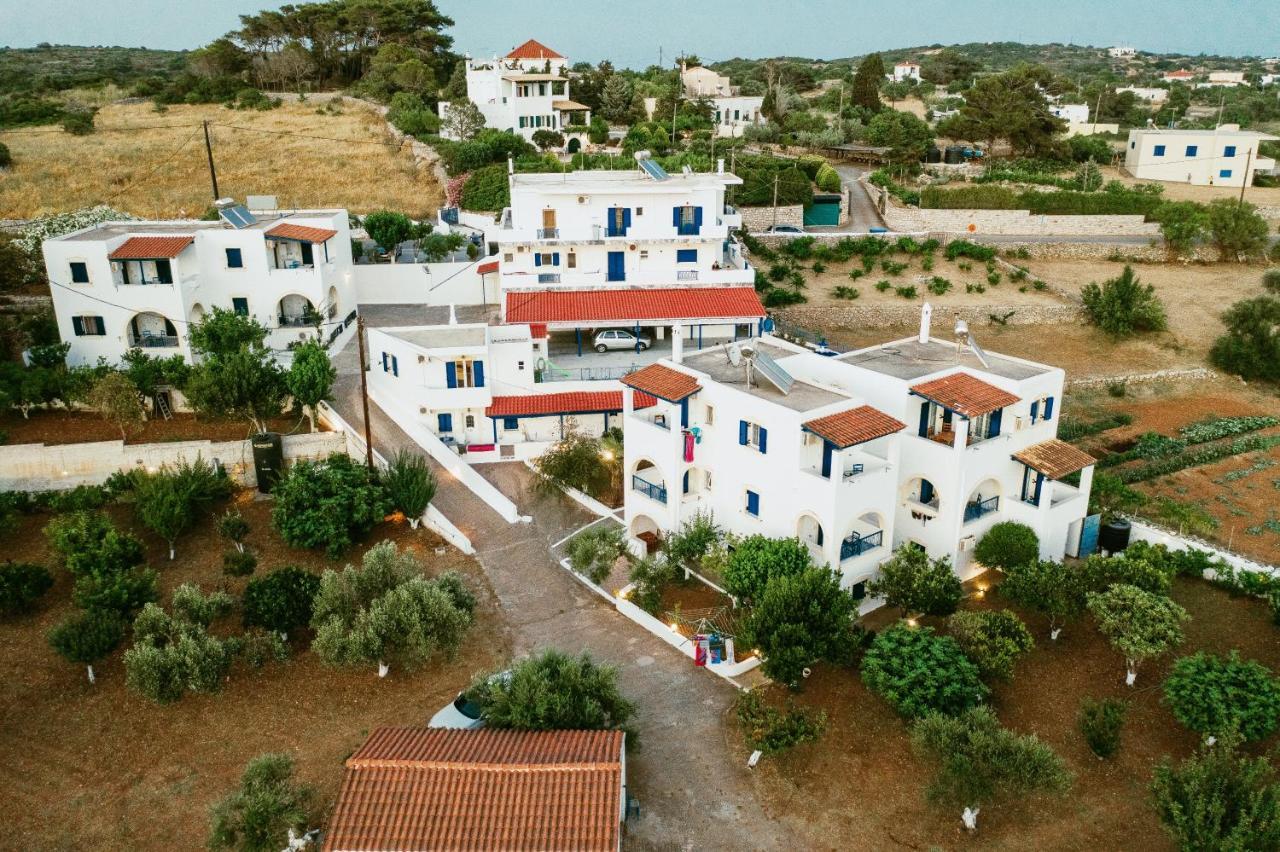 Theofilos Appartements Livadi  Dış mekan fotoğraf