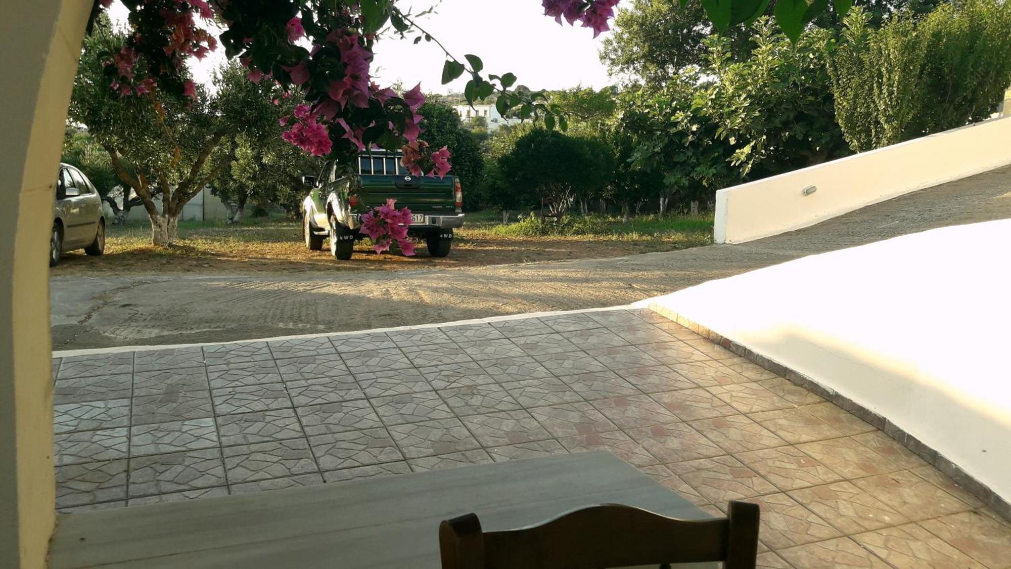 Theofilos Appartements Livadi  Oda fotoğraf