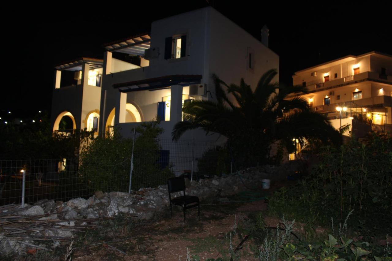 Theofilos Appartements Livadi  Dış mekan fotoğraf